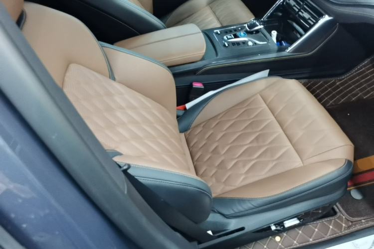 Used BYD Tang New Energy 2021 DM-i 112KM Prestige Model Right Front Seat