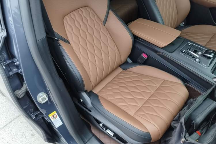 Used BYD Tang New Energy 2021 DM-i 112KM Prestige Model Right Front Seat