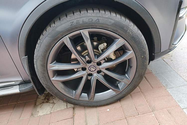 Used BYD Tang New Energy 2021 DM-i 112KM Prestige Model Right Front Wheel Hub