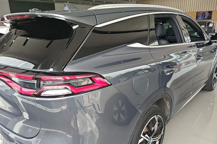 Used BYD Tang New Energy 2021 DM-i 112KM Prestige Model Right Rear Taillight
