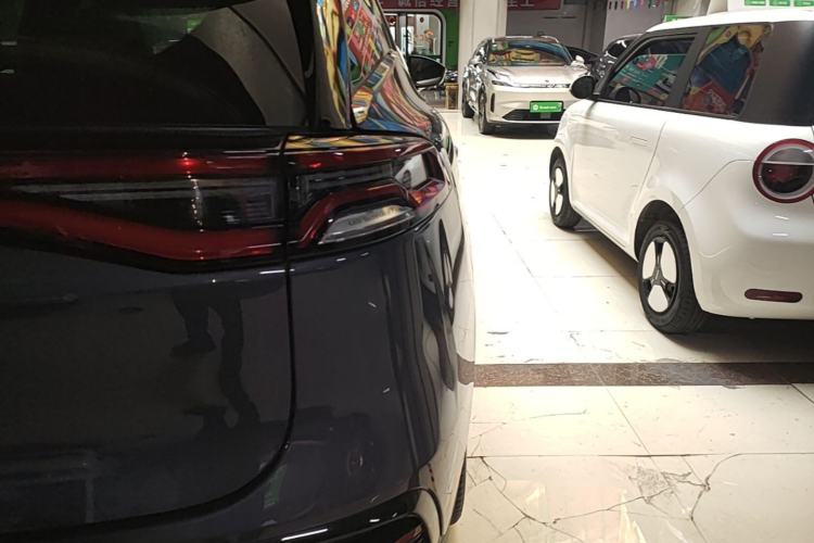 Used BYD Tang New Energy 2021 DM 2.0T Four-Wheel Drive High-Performance Flagship Model Right Rear Taillight