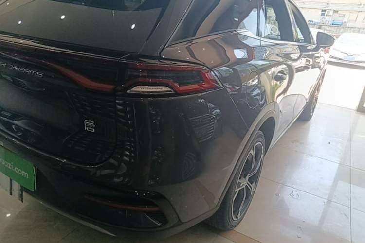 Used BYD Tang New Energy 2021 DM-i 112KM Prestige Model Right Rear Taillight