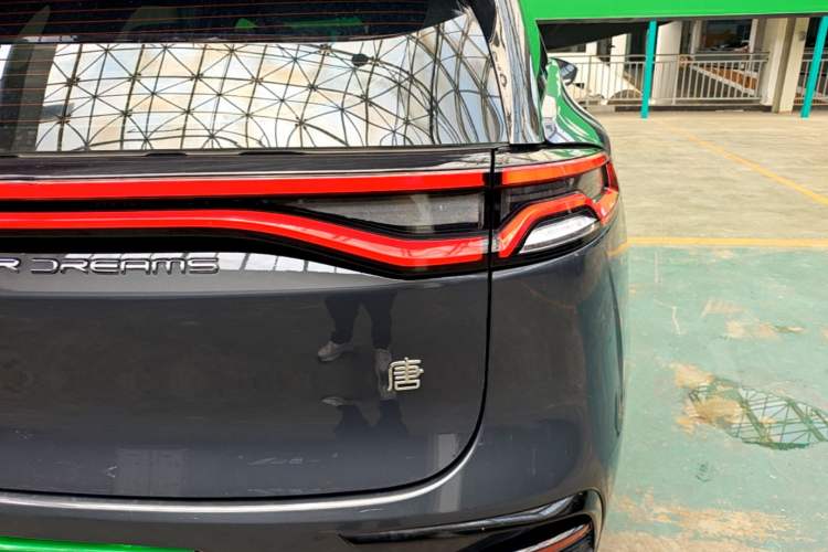 Used BYD Tang New Energy 2021 DM-i 52KM Luxury Model Right Rear Taillight