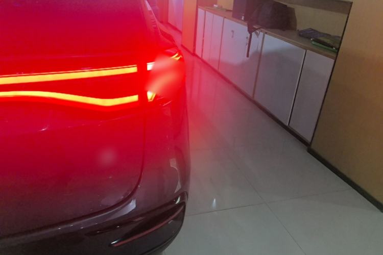 Used BYD Tang New Energy 2021 DM-i 112KM Prestige Model Right Rear Taillight
