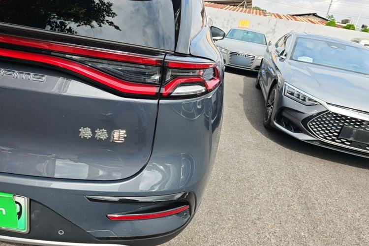 Used BYD Tang New Energy 2021 DM-i 112KM Prestige Model Right Rear Taillight