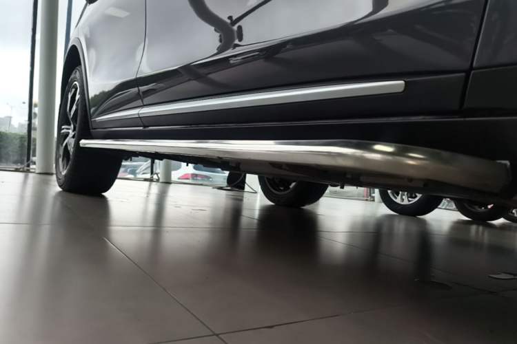 Used BYD Tang New Energy 2021 DM-i 112KM Prestige Model Right Side Sill