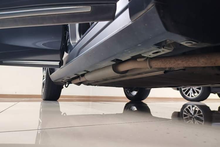 Used BYD Tang New Energy 2021 DM-i 112KM Prestige Model Right Side Sill