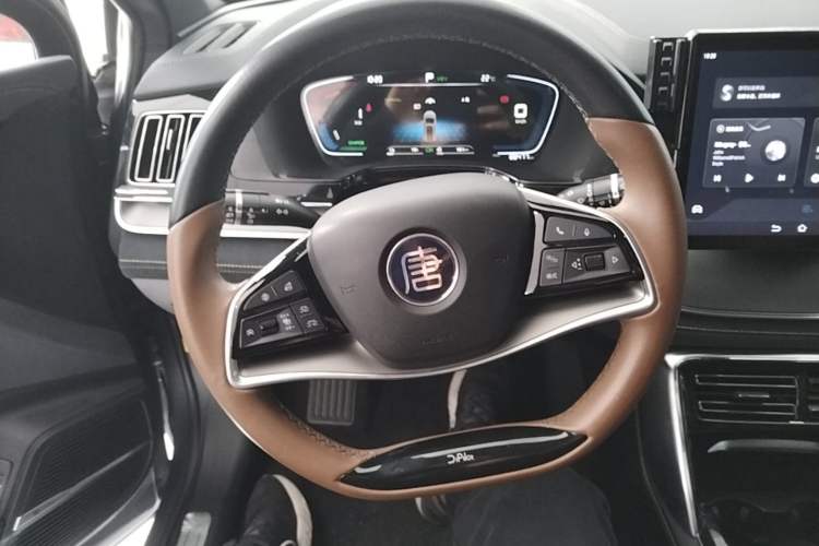 Used BYD Tang New Energy 2021 DM-i 112KM Prestige Model Steering Wheel