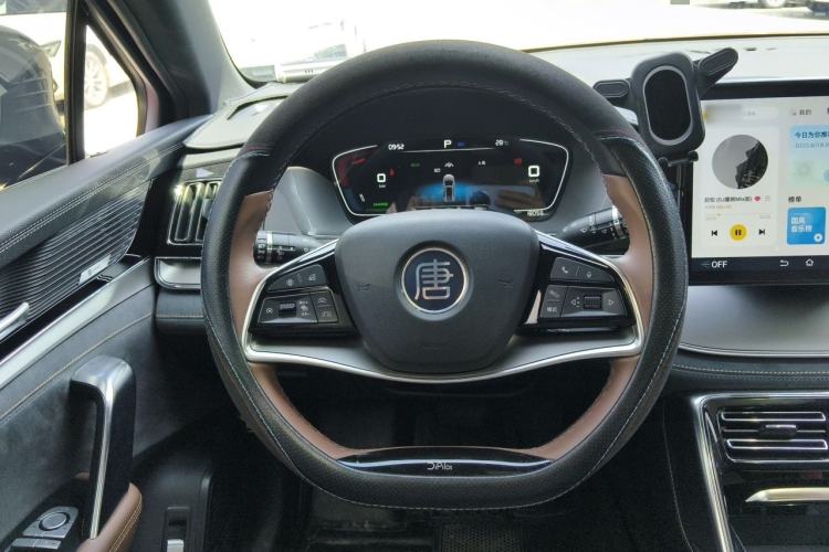 Used BYD Tang New Energy 2021 DM-i 112KM Prestige Model Steering Wheel