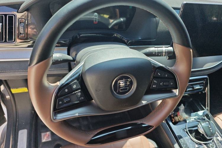 Used BYD Tang New Energy 2021 DM-i 112KM Prestige Model Steering Wheel