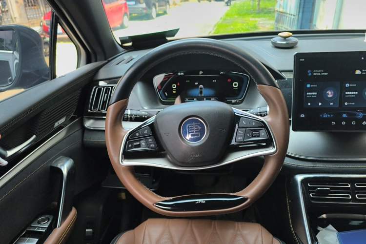Used BYD Tang New Energy 2021 DM-i 112KM Prestige Model Steering Wheel