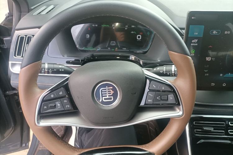 Used BYD Tang New Energy 2021 DM-i 112KM Prestige Model Steering Wheel
