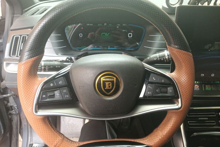 Used BYD Tang New Energy 2021 DM 2.0T Four-Wheel Drive High-Performance Flagship Model Steering Wheel