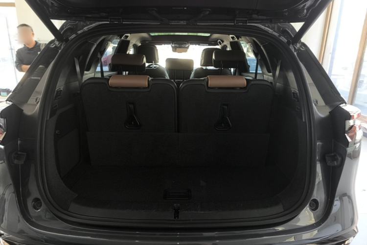 Used BYD Tang New Energy 2021 DM-i 112KM Prestige Model Trunk