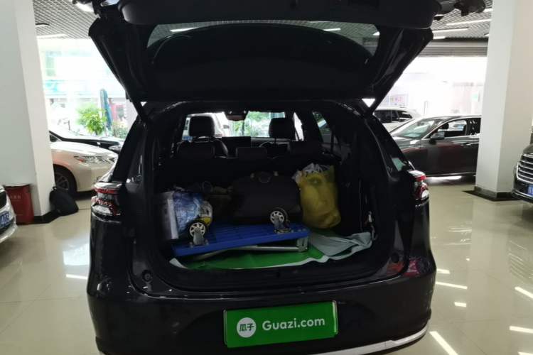 Used BYD Tang New Energy 2021 EV Long-Range Luxury Model Trunk