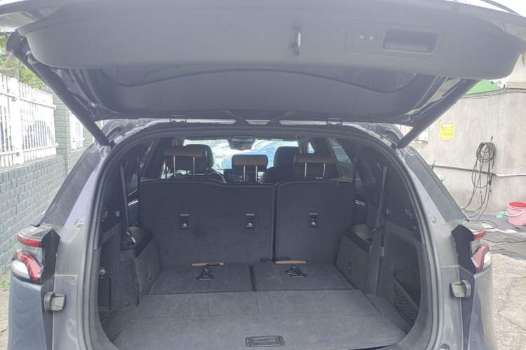 Used BYD Tang New Energy 2021 DM 2.0T Four-Wheel Drive Performance Edition Prestige Model Trunk