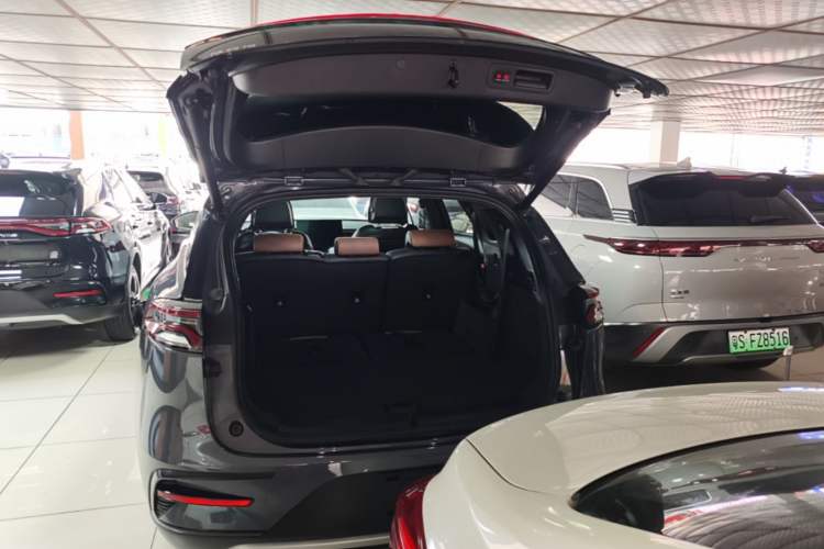 Used BYD Tang New Energy 2021 DM-i 112KM Prestige Model Trunk