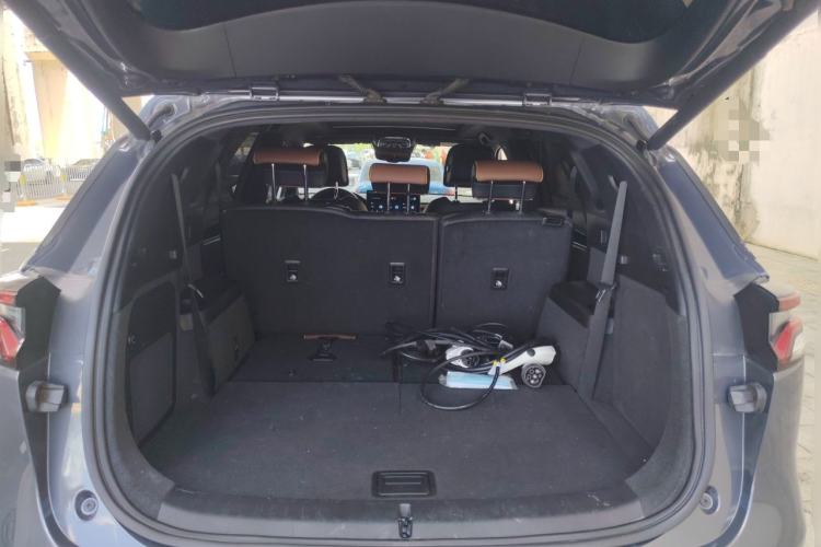 Used BYD Tang New Energy 2021 DM-i 112KM Prestige Model Trunk