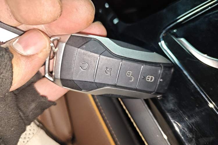 Used BYD Tang New Energy 2021 DM-i 112KM Prestige Model Vehicle Key