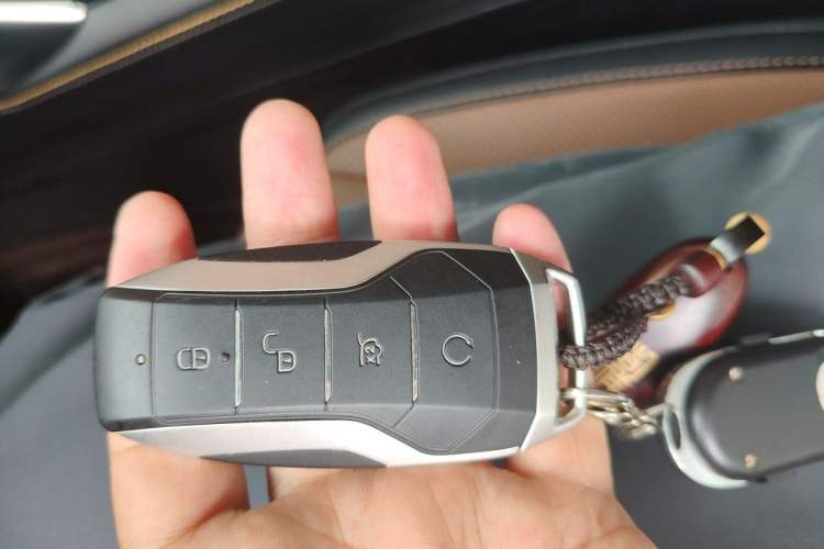 Used BYD Tang New Energy 2021 DM-i 112KM Prestige Model Vehicle Key