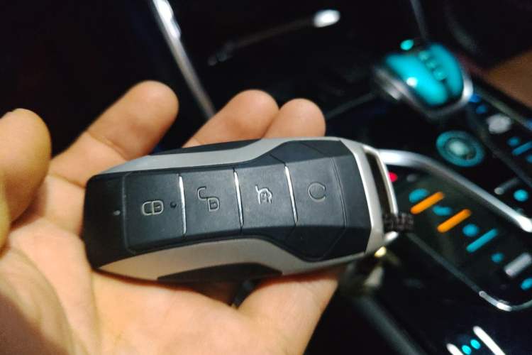 Used BYD Tang New Energy 2021 DM 2.0T Four-Wheel Drive High-Performance Flagship Model Vehicle Key