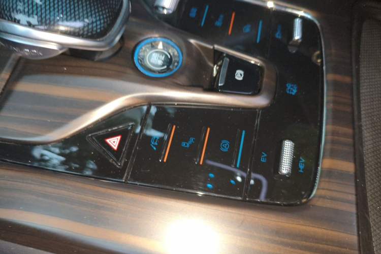 Used BYD Tang New Energy 2021 DM-i 112KM Prestige Model Vehicle Key