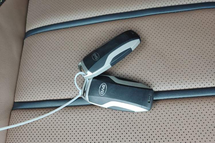 Used BYD Tang New Energy 2021 DM 2.0T Four-Wheel Drive Performance Edition Prestige Model Vehicle Key