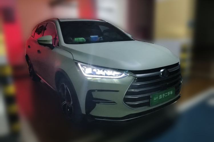Used BYD Tang New Energy 2021 DM-i 112KM Prestige Model Front Right 45 Deg