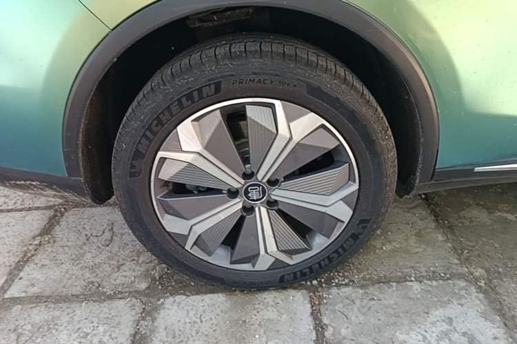 Used BYD Tang New Energy 2021 EV Four-Wheel Drive High-Performance Luxury Model Right Rear Wheel Hub
