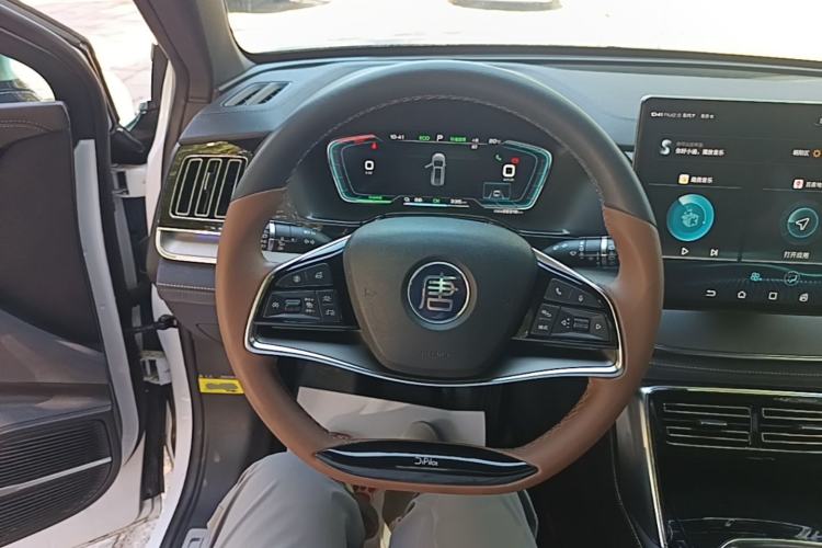 Used BYD Tang New Energy 2021 EV Four-Wheel Drive High-Performance Luxury Model Steering Wheel
