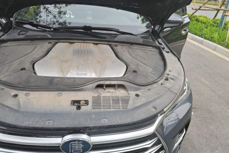 Used BYD Tang New Energy 2021 DM-i 112KM Prestige Model Engine Bay Left