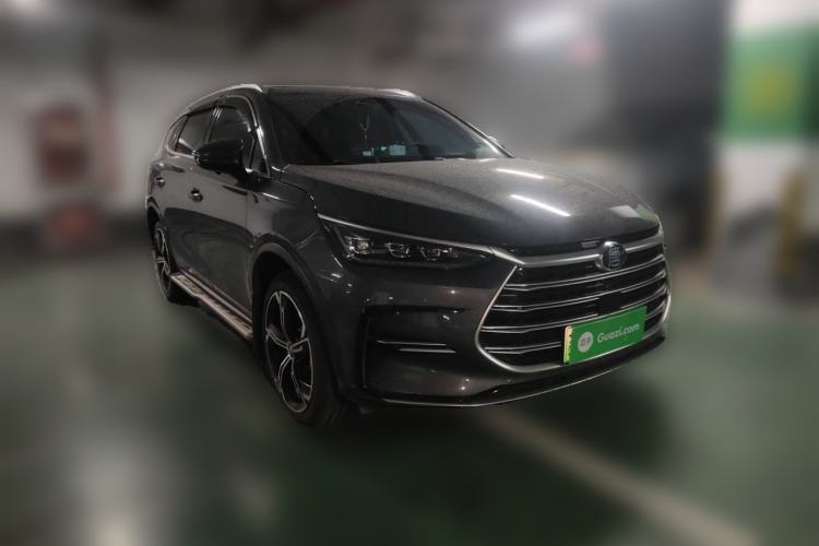 Used BYD Tang New Energy 2021 DM-i 112KM Prestige Model Front Right 45 Deg