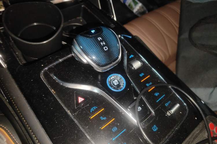 Used BYD Tang New Energy 2021 DM-i 112KM Prestige Model Gear Lever
