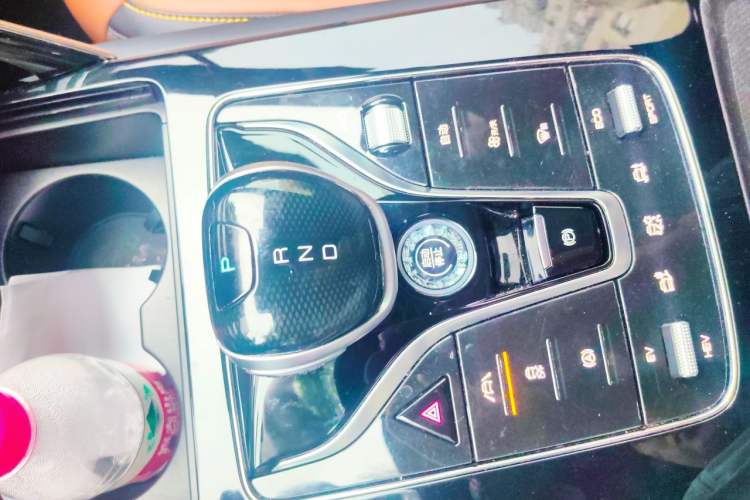 Used BYD Tang New Energy 2021 DM 2.0T Four-Wheel Drive High-Performance Luxury Model Gear Lever