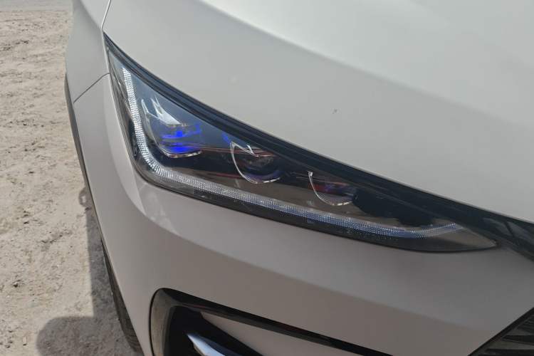 Used BYD Tang New Energy 2021 DM 2.0T Four-Wheel Drive High-Performance Flagship Model Right Front Headlight