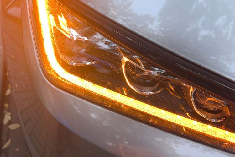 Used BYD Tang New Energy 2021 DM-i 112KM Prestige Model Right Front Headlight