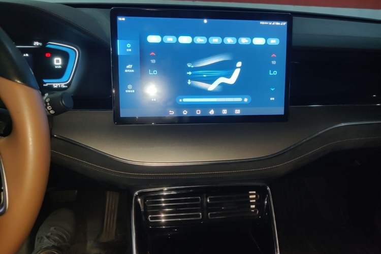 Used BYD Tang New Energy 2021 DM-i 112KM Prestige Model Audio And AC Panel