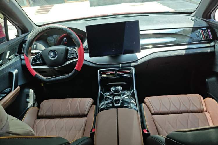 Used BYD Tang New Energy 2021 DM-i 112KM Prestige Model Center Console