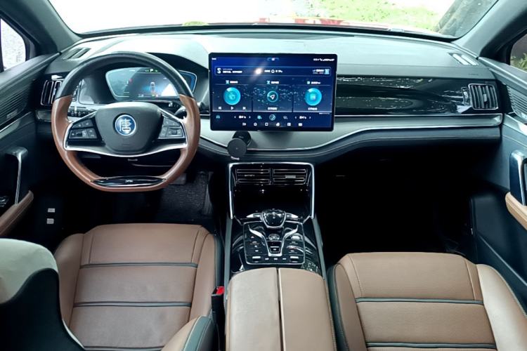 Used BYD Tang New Energy 2021 DM 2.0T Four-Wheel Drive Performance Edition Prestige Model Center Console