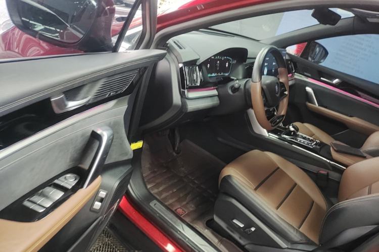 Used BYD Tang New Energy 2021 DM 2.0T Four-Wheel Drive High-Performance Luxury Model Driver Seat