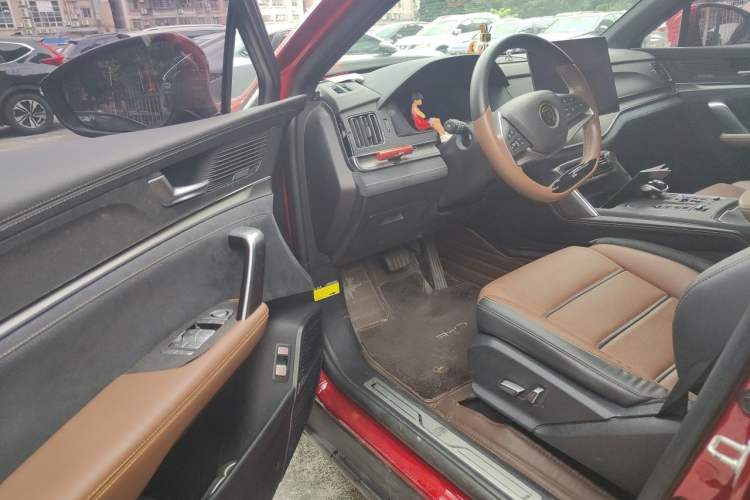 Used BYD Tang New Energy 2021 DM 2.0T Four-Wheel Drive Performance Edition Prestige Model Driver Seat