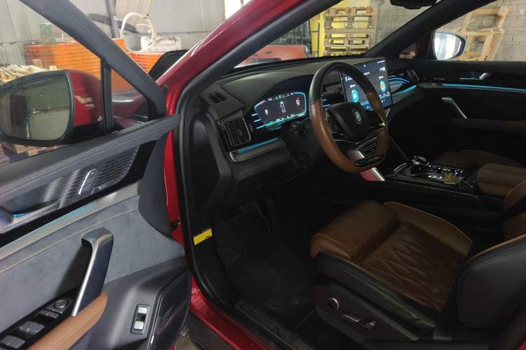 Used BYD Tang New Energy 2021 DM 2.0T Four-Wheel Drive High-Performance Flagship Model Driver Seat