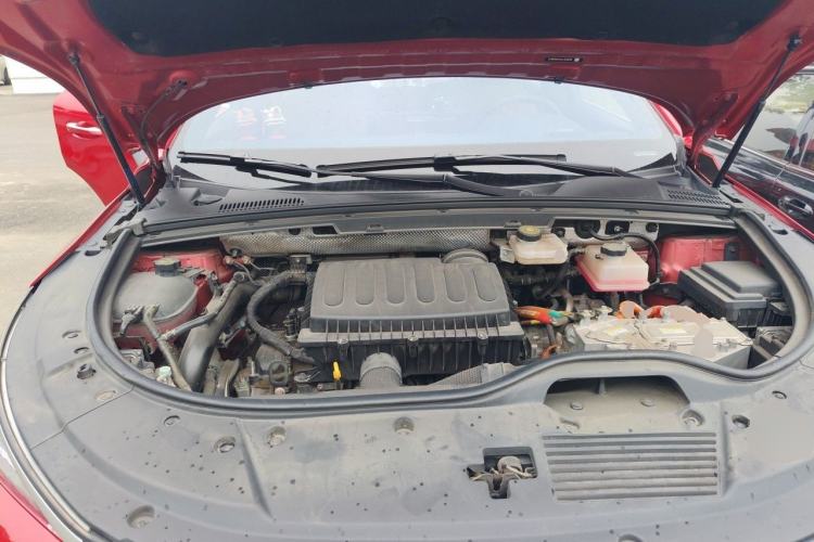 Used BYD Tang New Energy 2021 DM 2.0T Four-Wheel Drive High-Performance Luxury Model Engine Bay