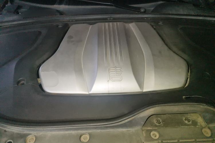 Used BYD Tang New Energy 2021 DM 2.0T Four-Wheel Drive High-Performance Flagship Model Engine Bay