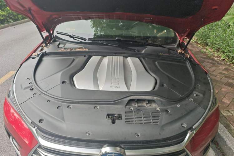 Used BYD Tang New Energy 2021 DM-i 112KM Prestige Model Engine Bay