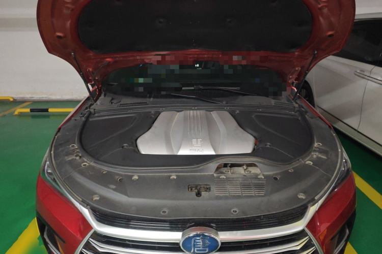 Used BYD Tang New Energy 2021 DM-i 112KM Prestige Model Engine Bay