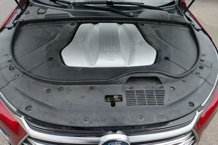 Used BYD Tang New Energy 2021 DM 2.0T Four-Wheel Drive High-Performance Flagship Model Engine Bay