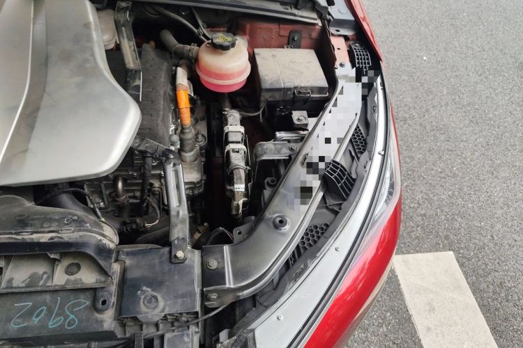 Used BYD Tang New Energy 2021 DM-i 112KM Prestige Model Engine Bay Left
