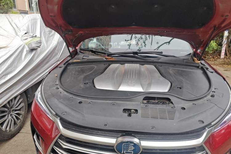 Used BYD Tang New Energy 2021 DM 2.0T Four-Wheel Drive High-Performance Flagship Model Engine Bay Right