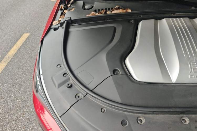 Used BYD Tang New Energy 2021 DM-i 112KM Prestige Model Engine Bay Right